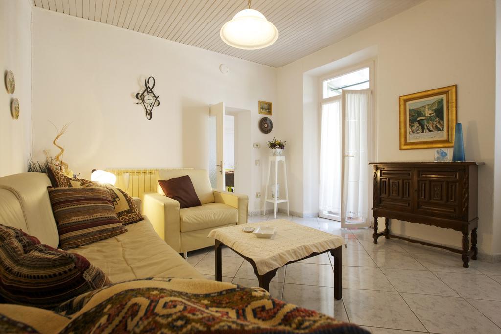 Apartmán Piazzale Italia Oggebbio Exteriér fotografie